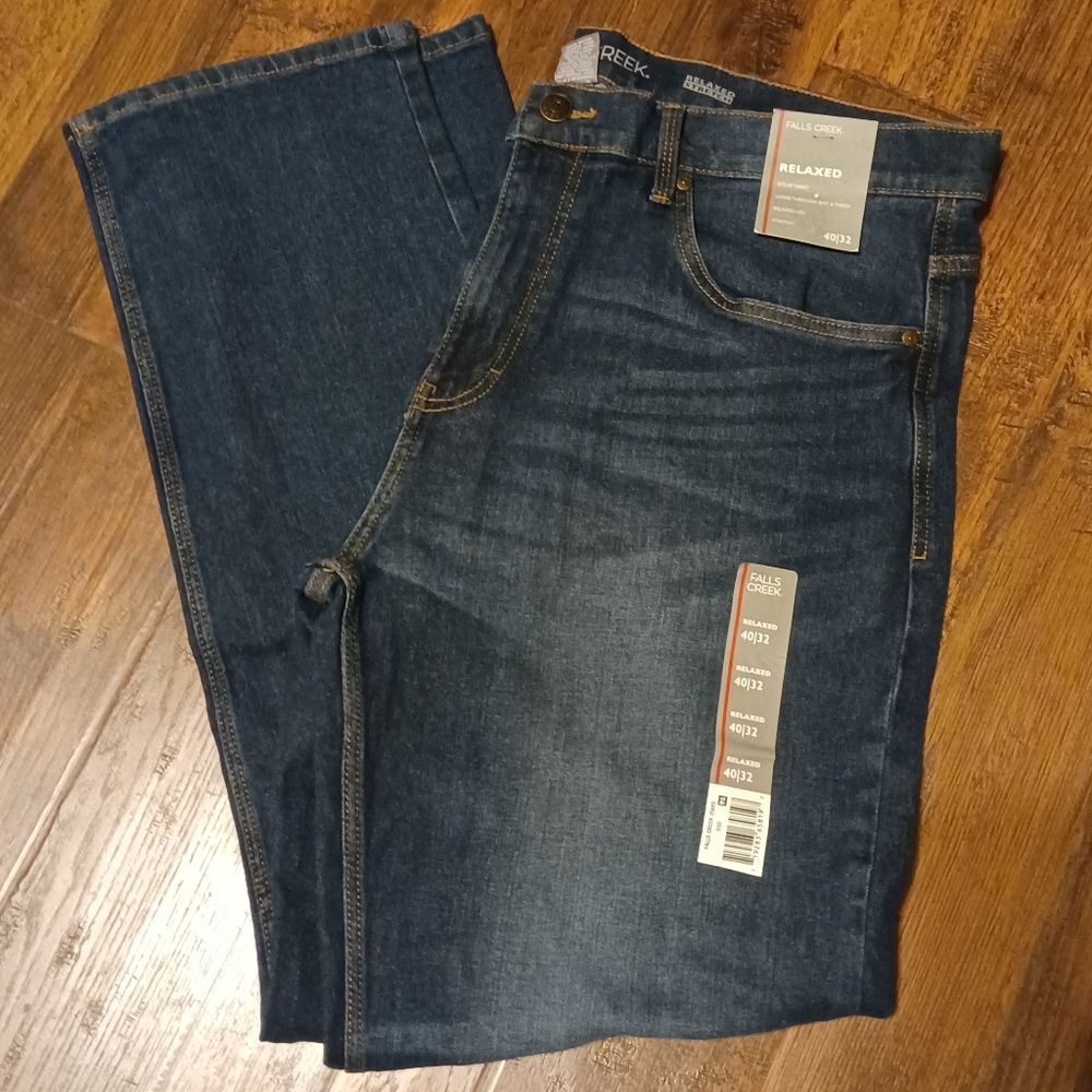 NWT Mens Falls Creek Relaxed Jeans Various sizes